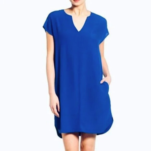 Madewell Dresses & Skirts - Madewell Morningside Royal Blue V-Neck Shift Dress Size XS